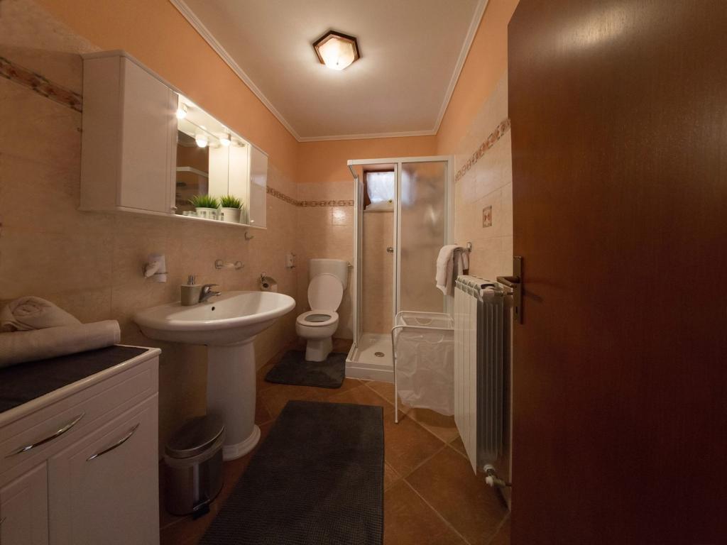 روفينج Apartment Duketis المظهر الخارجي الصورة